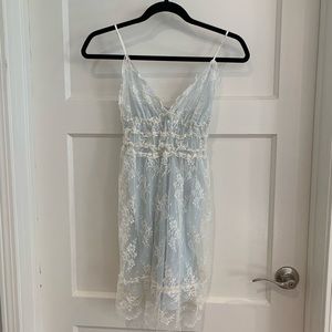 Vintage Oscar De La Renta Lace Chemise - size M